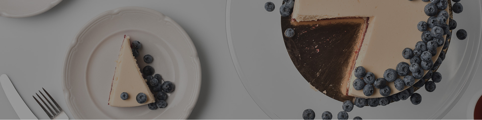 تصویر زمینه صفحه پک کیک و گل مخصوص مناسبت ها در اصفهان