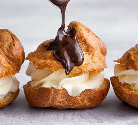 نان خامه ای شکلاتی