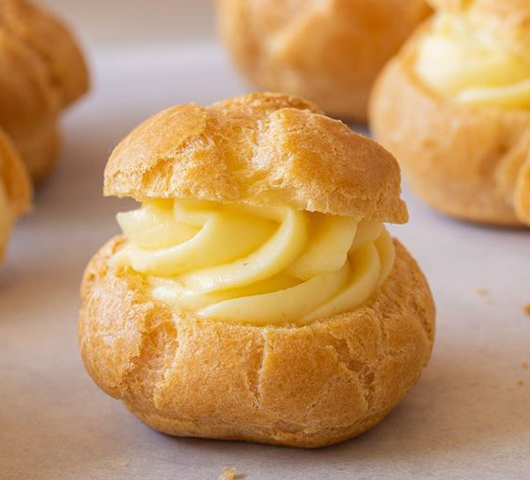 نان خامه ای